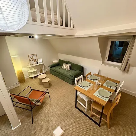 De Charme 4 Pers Stationnement Gratuit Appartamento *