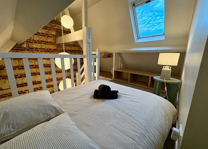 Duplex De Charme 4 Pers Stationnement Gratuit Arras